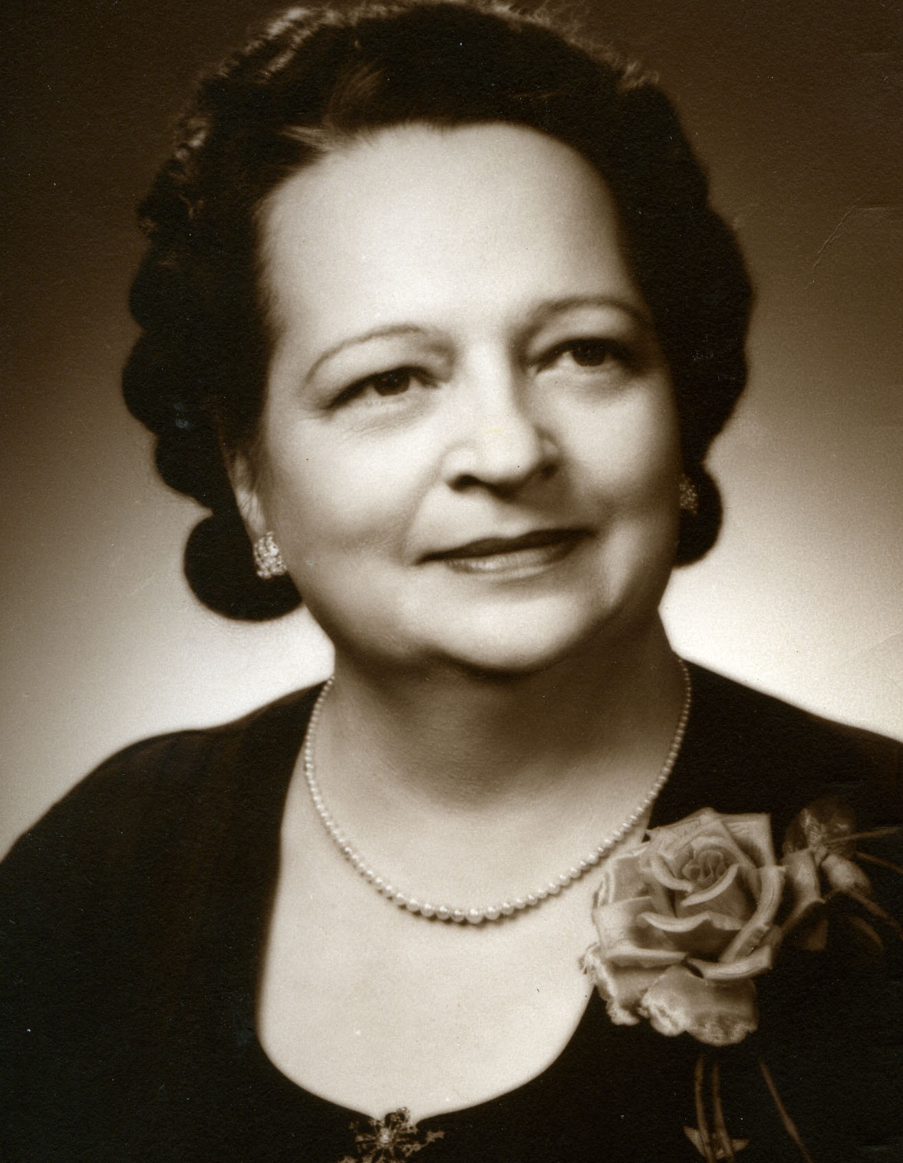 Cora Evans
